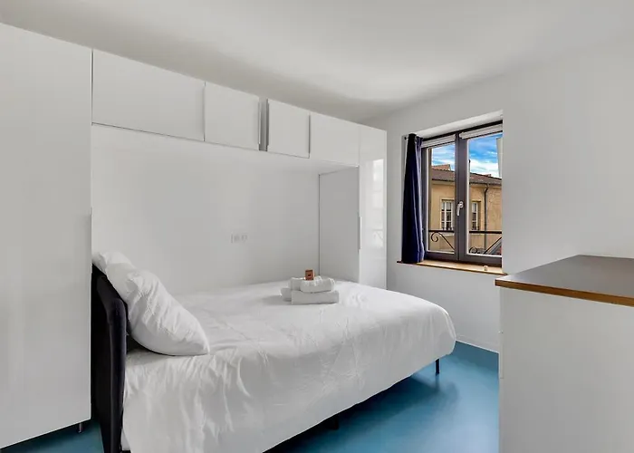 Le Miami - 9 Personnes - 5 Et 5 Sdb & Wc